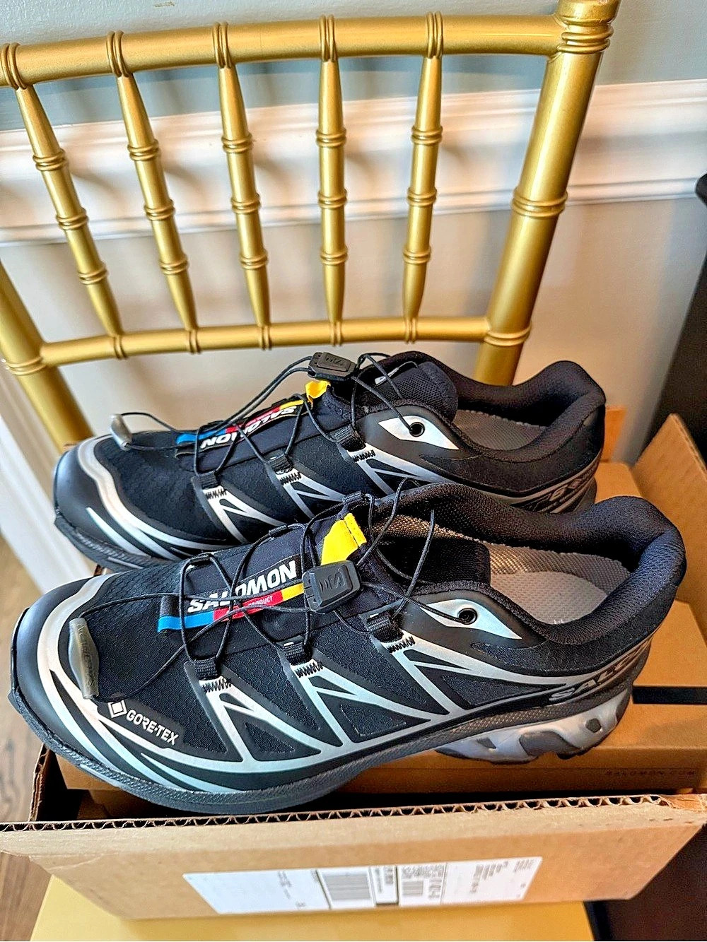 Salomon XT-6 GORE-TEX Sneakers in Black & Gray